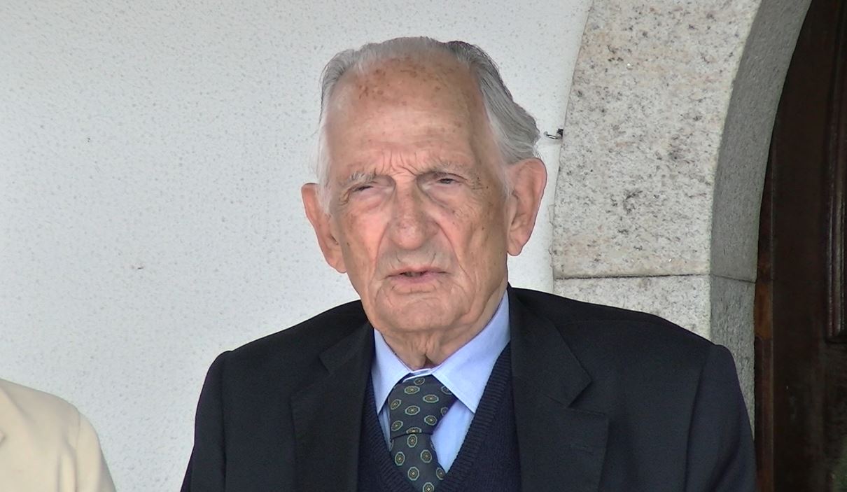 Adriano Moreira homenageado em Grijó