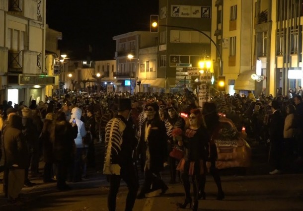 ONDA LIVRE TV – Desfile de Carnaval animou a noite de sábado em Macedo