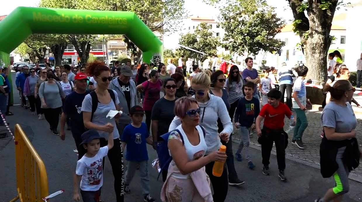 I Caminhada e Corrida da Liberdade junta mais de 200 participantes em Macedo de Cavaleiros