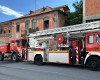 Casa devoluta esteve esta tarde em chamas na cidade de Macedo de Cavaleiros